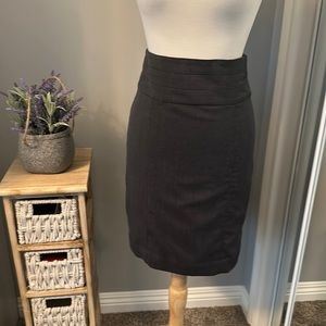 H&M Gray Pencil Skirt Size 4